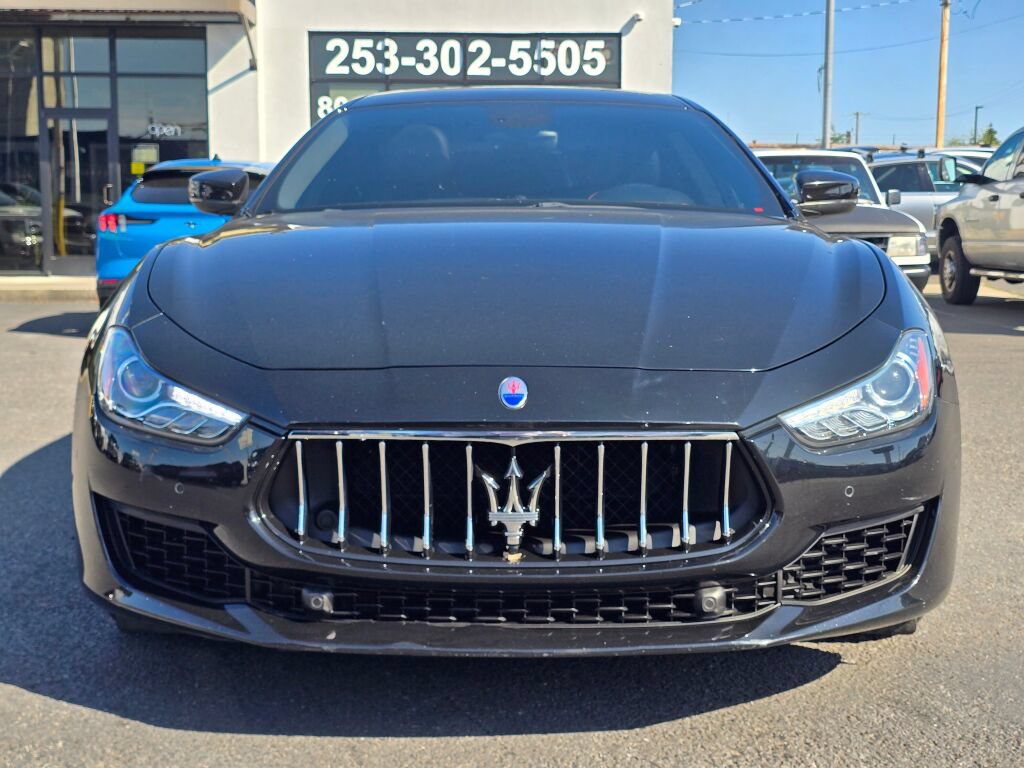 Used 2018 Maserati Ghibli S Q4 AWD/4WD image 3