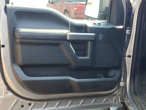 Used 2020 Ford F150 XLT w/ Equipment Group 302A Luxury AWD/4WD image 10