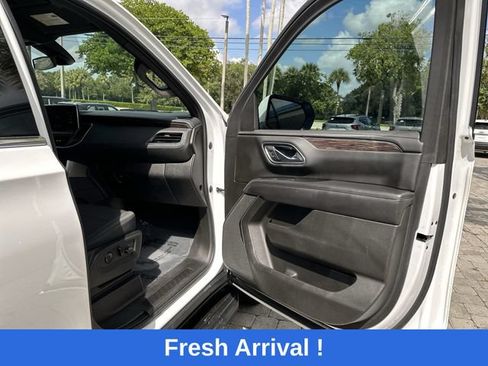 Used 2021 Chevrolet Suburban LS RWD image 23