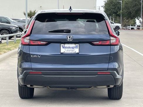 Used 2025 Honda CR-V LX image 5