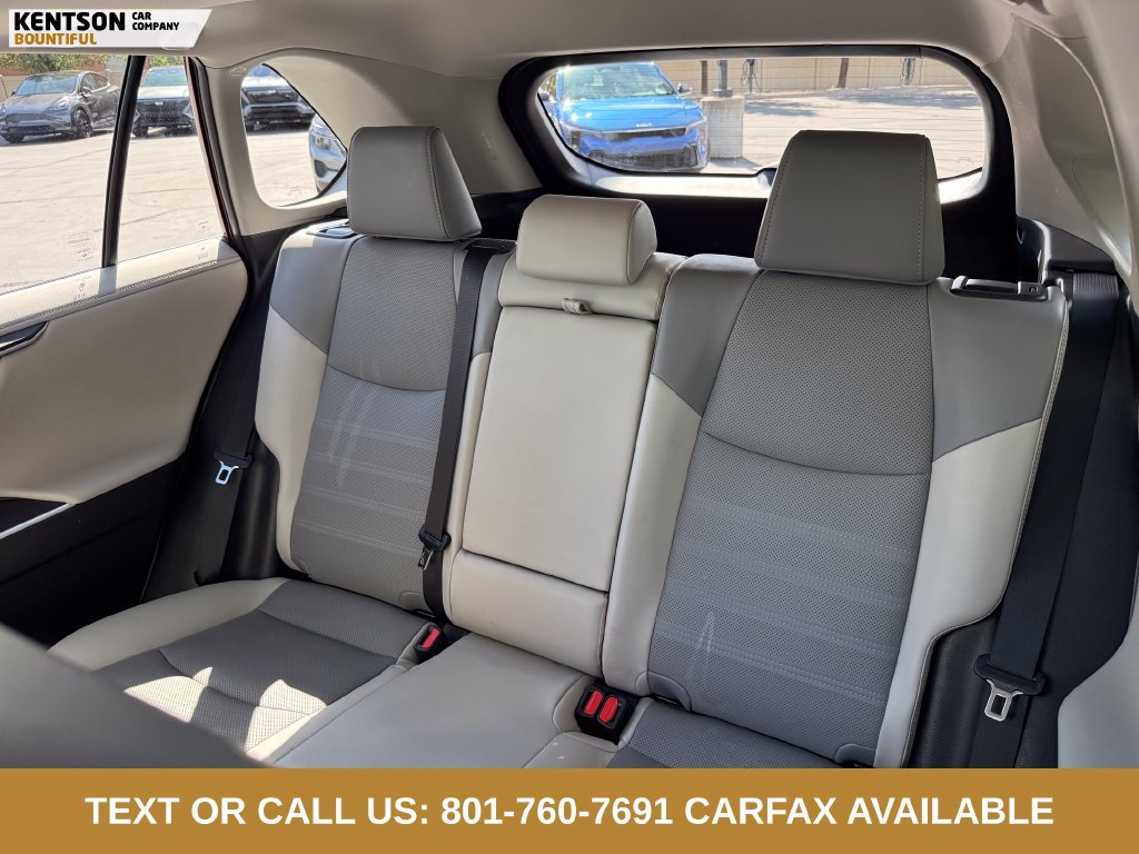 Used 2023 Toyota RAV4 Limited AWD/4WD image 28