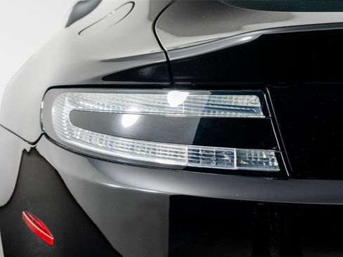 Used 2015 Aston Martin V8 Vantage GT RWD image 12