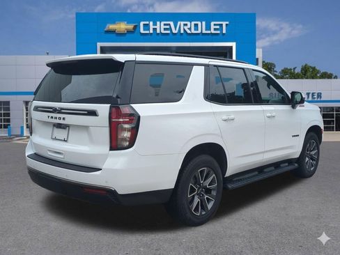 Used 2022 Chevrolet Tahoe Z71 w/ Luxury Package AWD/4WD image 6