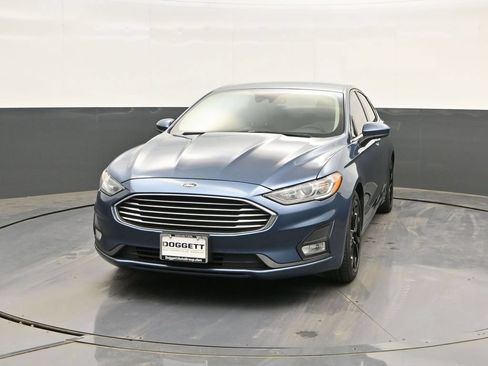 Used 2019 Ford Fusion SE w/ Equipment Group 151A FWD image 22