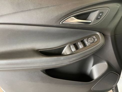 Used 2025 Buick Encore GX Preferred image 18