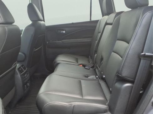 Used 2022 Honda Pilot Touring image 29