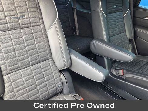 Certified 2025 Cadillac Escalade Sport Platinum AWD/4WD image 19