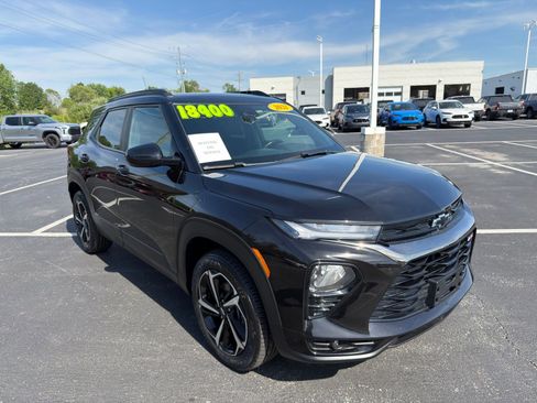 Used 2021 Chevrolet TrailBlazer RS w/ Convenience Package AWD/4WD image 9