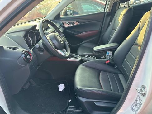 Used 2017 MAZDA CX-3 Touring FWD image 5