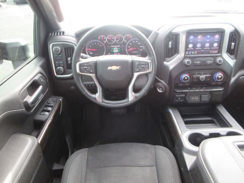 Certified 2022 Chevrolet Silverado 2500 LT w/ Convenience Package image 18