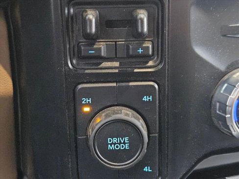 Used 2023 Ford F350 Lariat w/ FX4 Off-Road Package AWD/4WD image 15