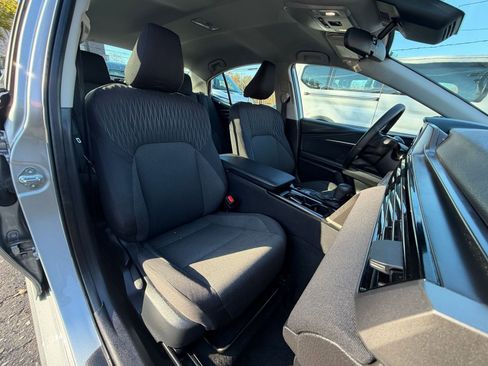 Used 2025 Toyota Camry LE image 35