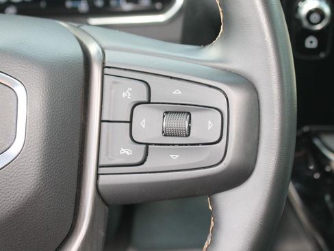 Used 2024 GMC Sierra 2500 AT4 AWD/4WD image 18