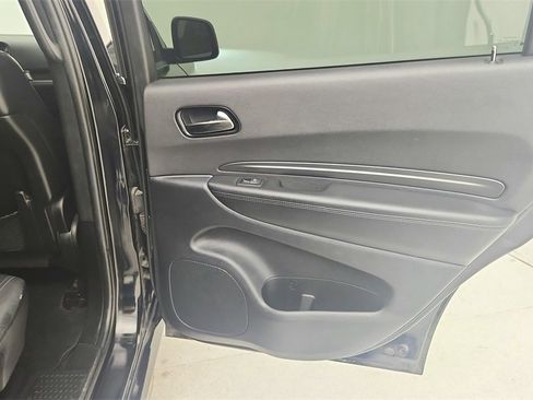Used 2022 Dodge Durango GT image 35