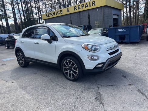 Used 2016 FIAT 500X Trekking Plus image 3