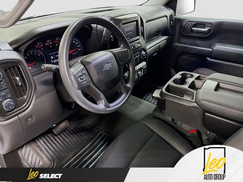 Used 2023 Chevrolet Silverado 1500 Custom Trail Boss w/ LPO, Dark Essentials Package image 9