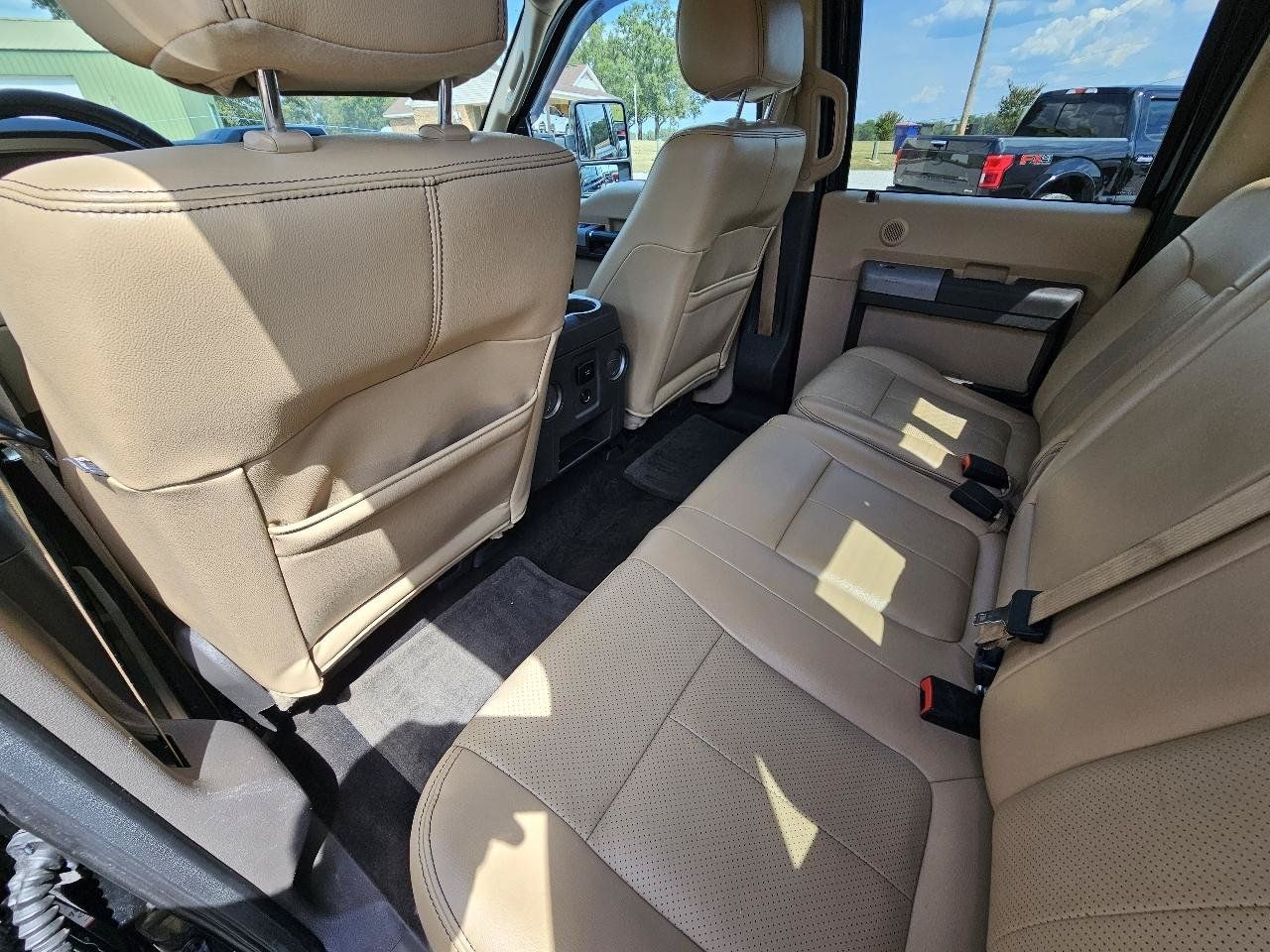 Used 2013 Ford F250 Lariat w/ Lariat Interior Pkg AWD/4WD image 22