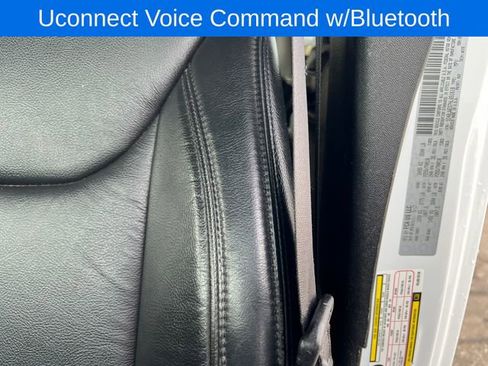 Used 2017 Jeep Wrangler Unlimited Sahara image 25