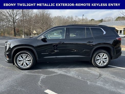 Used 2024 GMC Acadia Elevation image 11