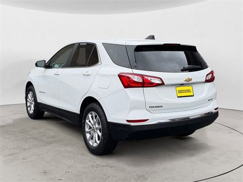 Used 2021 Chevrolet Equinox LT image 3