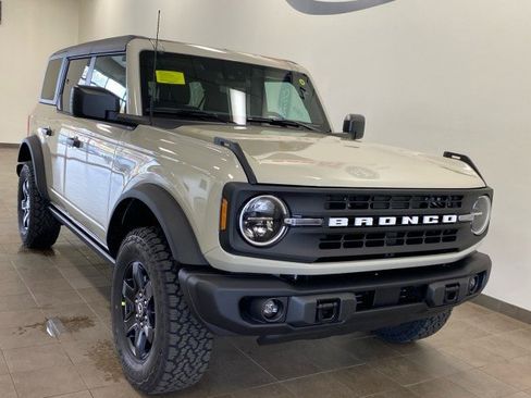 New 2025 Ford Bronco Big Bend image 2