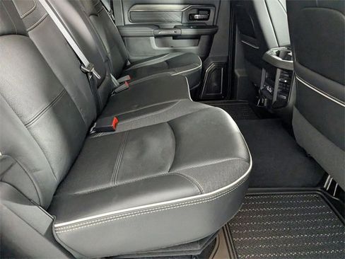 Used 2025 RAM 3500 Limited image 33