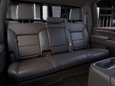 New 2026 GMC Sierra 2500 Denali w/ Denali Reserve Package AWD/4WD image 18