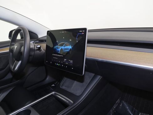 Used 2022 Tesla Model 3 Long Range image 36