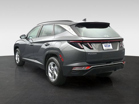 Used 2022 Hyundai Tucson SEL AWD/4WD image 2