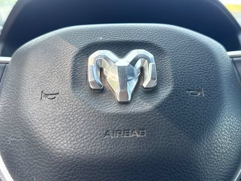 Used 2024 RAM 2500 Big Horn AWD/4WD image 29