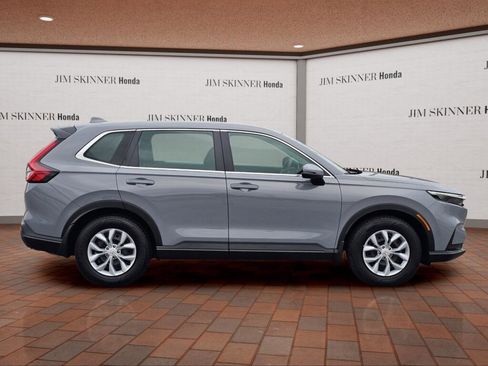 Certified 2023 Honda CR-V LX image 7