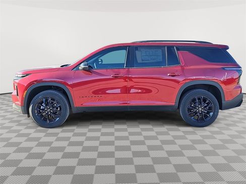 New 2025 Chevrolet Traverse LT w/ Midnight/Sport Edition image 8