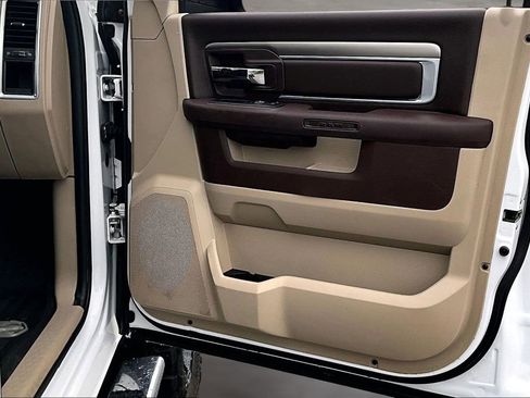 Used 2017 RAM 1500 Classic SLT image 28