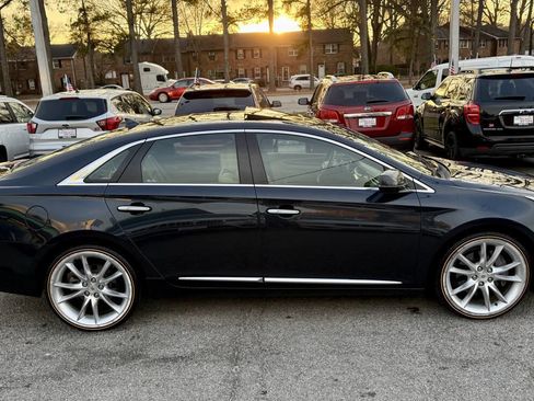 Used 2013 Cadillac XTS Premium image 6