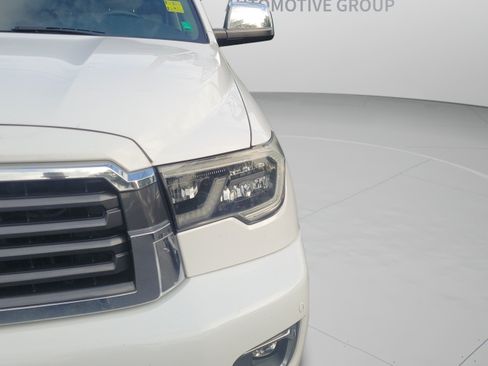 Used 2019 Toyota Sequoia Limited w/ Safety & Convenience Package AWD/4WD image 8