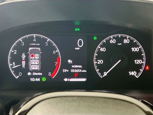 Used 2024 Honda Pilot Touring image 13