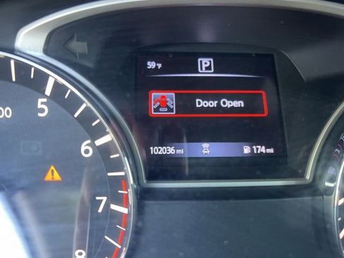 Used 2018 Nissan Altima 2.5 S w/ S Convenience Package image 12