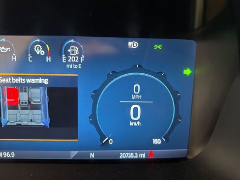 Used 2024 Ford F250 Lariat w/ Chrome Package image 9