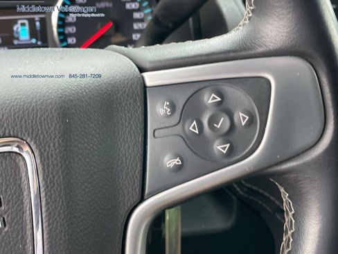 Used 2020 GMC Yukon SLE w/ SLE Value Package AWD/4WD image 18