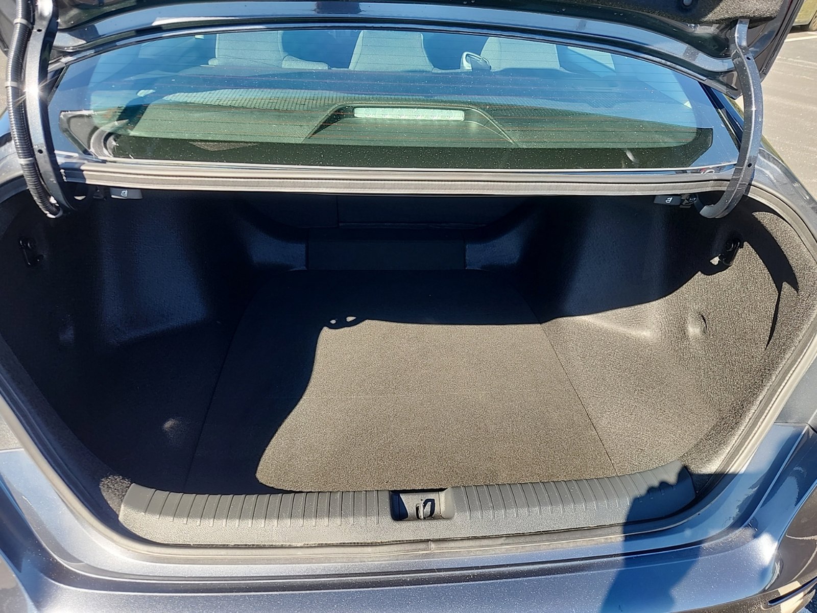 Used 2024 Honda Accord EX image 32