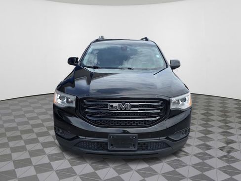 Used 2019 GMC Acadia SLT w/ LPO, Black Accent Package FWD image 3