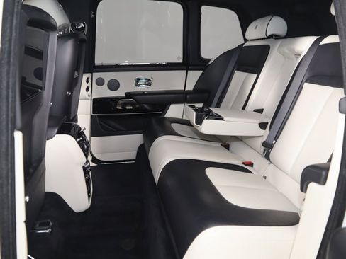 Used 2020 Rolls-Royce Cullinan image 75