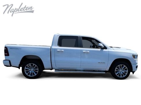 Used 2023 RAM 1500 Laramie AWD/4WD image 4