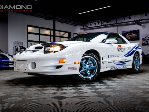 Used 1999 Pontiac Firebird Formula RWD image 26