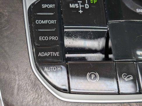 Used 2021 BMW X5 M50i AWD/4WD image 28