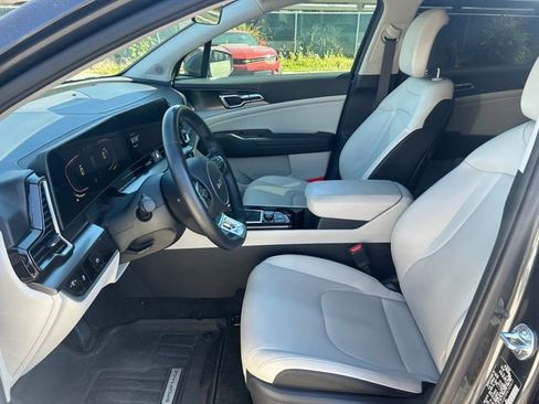 Used 2023 Kia Sportage EX AWD/4WD image 27