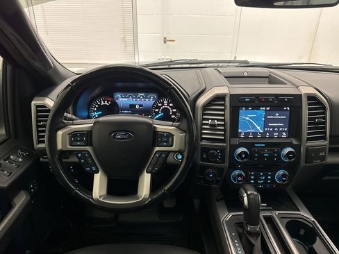 Used 2018 Ford F150 Platinum w/ Equipment Group 701A Luxury image 19