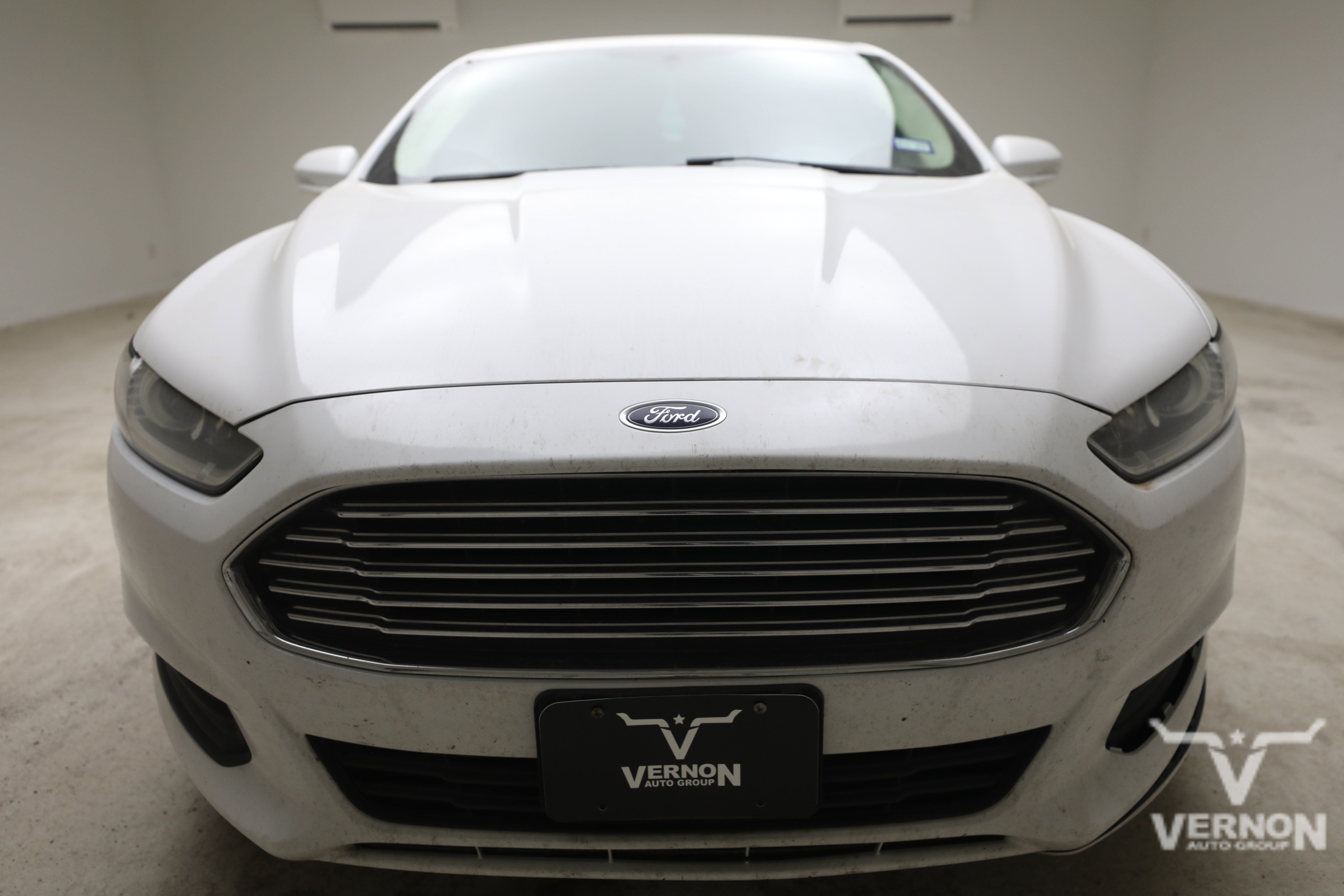 Used 2014 Ford Fusion SE FWD image 7