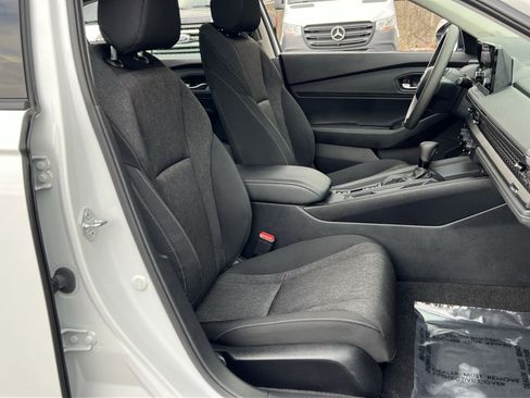 Used 2024 Honda Accord EX image 25