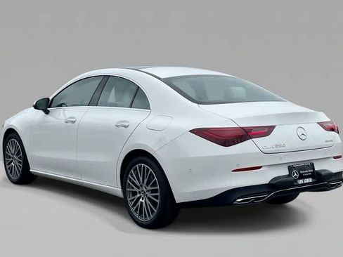 Used 2025 Mercedes-Benz CLA 250 4MATIC image 3